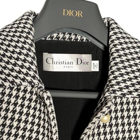 Dior 2023 Black Ivory Houndstooth Pearl Button Jacket - Picture 6 of 11